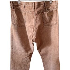 Wrangler Dark Brown Cotton Jeans, Size 40 x 30”.